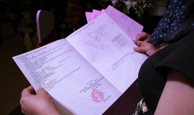 Vợ chồng có được đứng tên 1 người trên Giấy chứng nhận không?