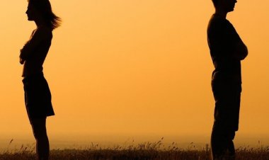 Có được ly hôn khi chưa trả hết nợ chung?